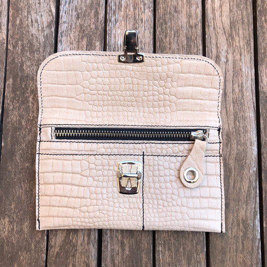 CAOMKA flat BioCuir® natural leather Exclusive Piece No. 7708