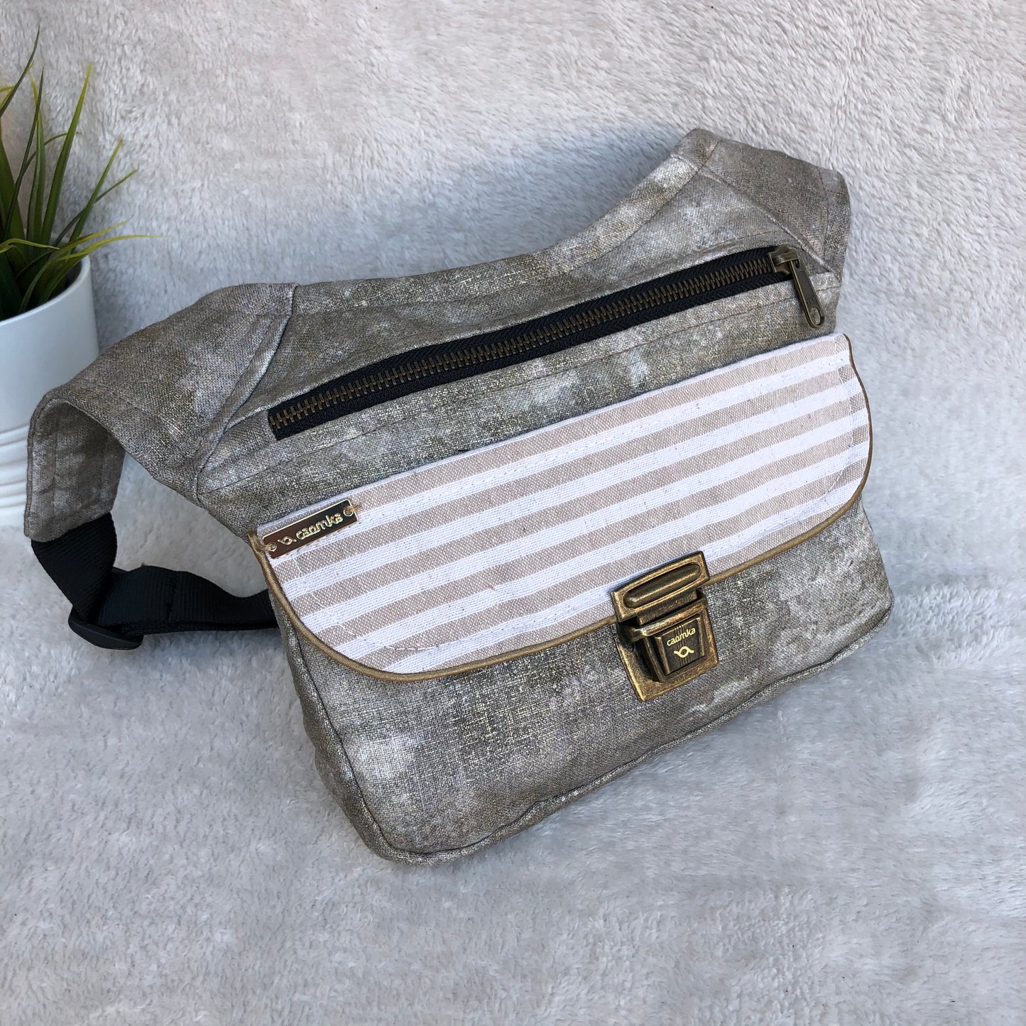 Special Autumn Gray Unique Piece No. 7887
