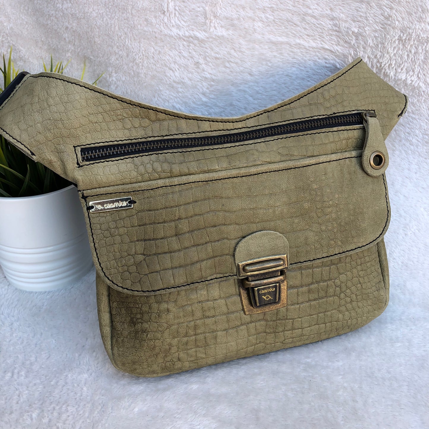 Special Green Kakhi & Old Gold · Piel natural BioCuir® · Pieza Única Núm. 7852