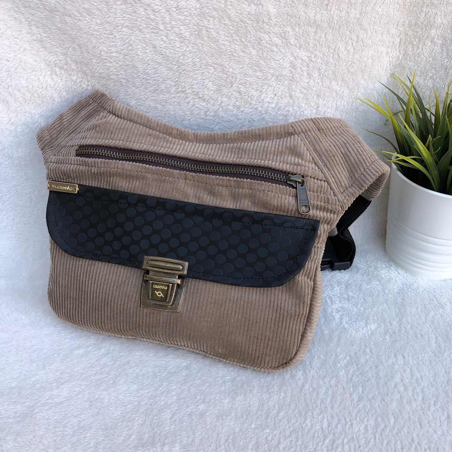 Special Brown Winter Unique Piece No. 8155