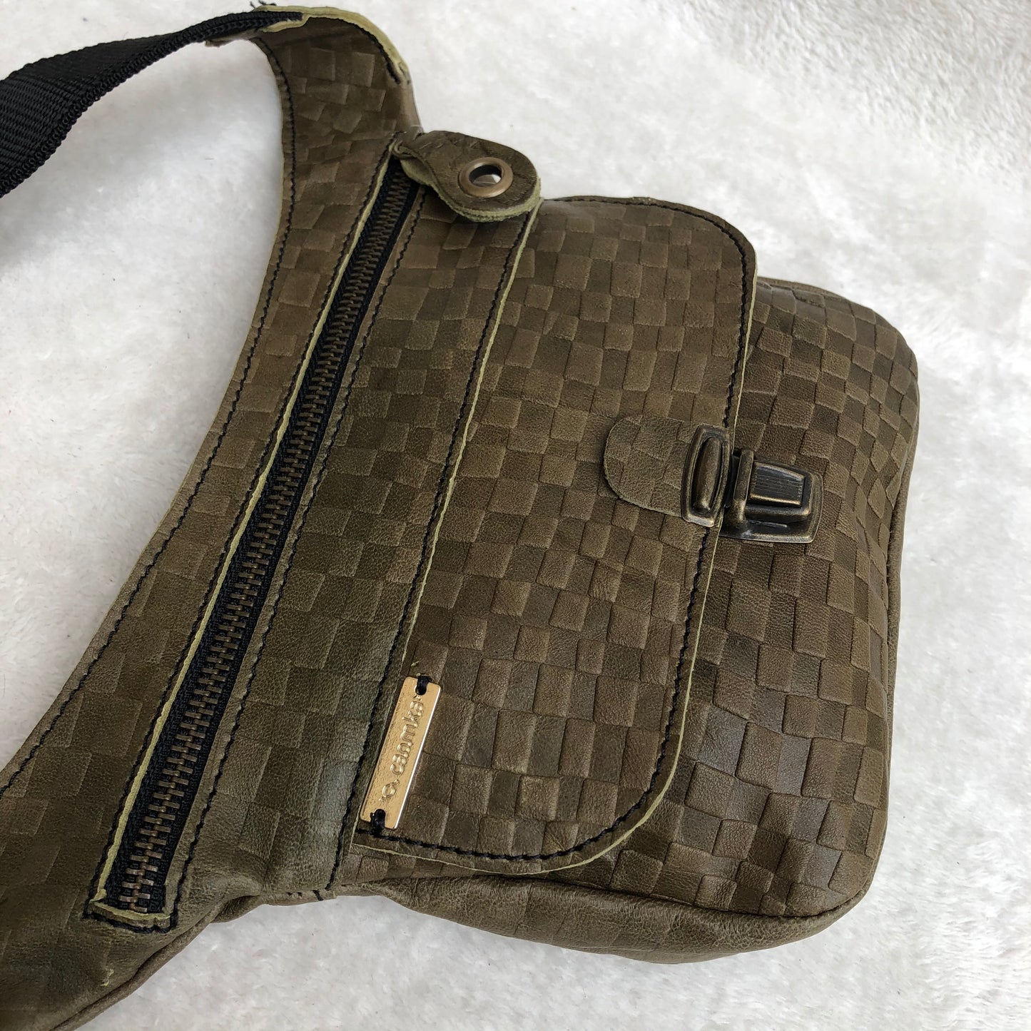 Mini Special Dark Green & Old Gold · Piel natural BioCuir® Pieza Única Núm. 8213