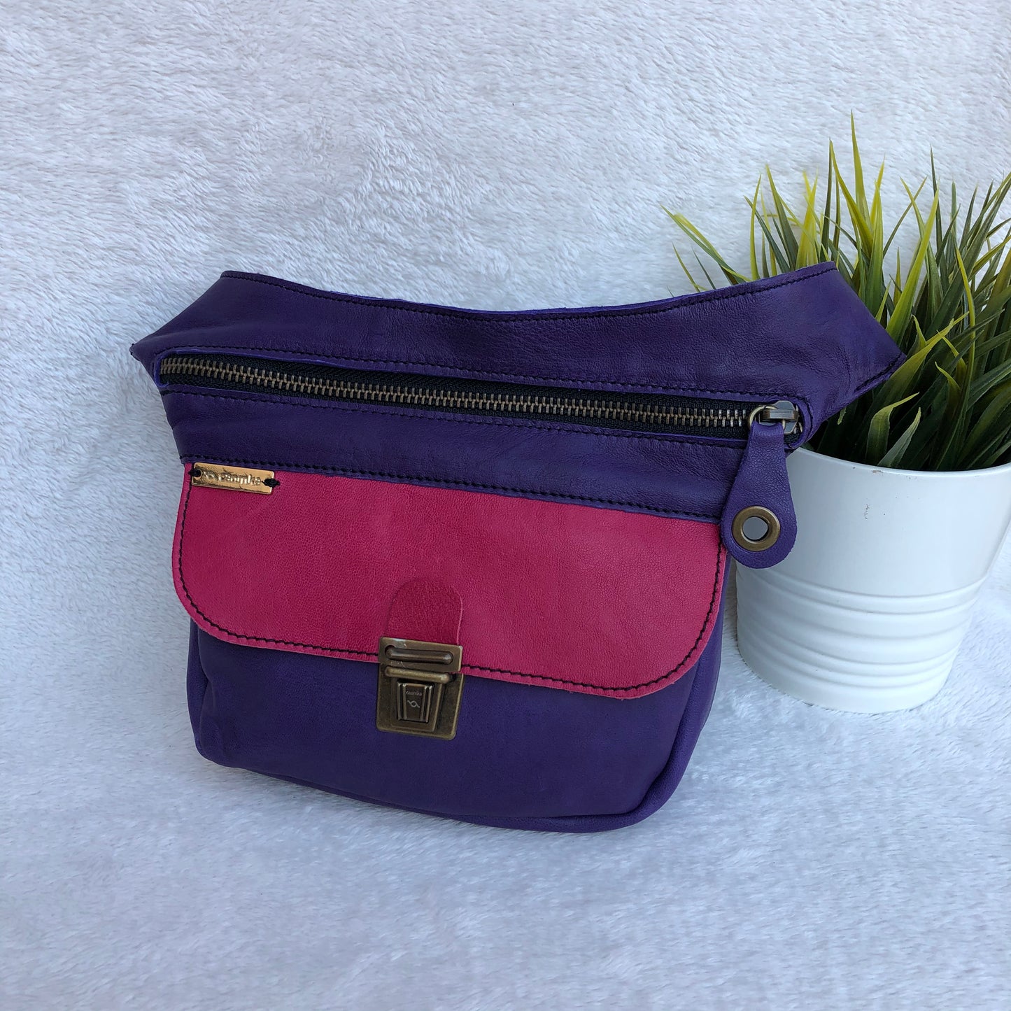 Mini Special Purple & Fucsia · Piel natural BioCuir® Pieza Exclusiva Núm. 8260