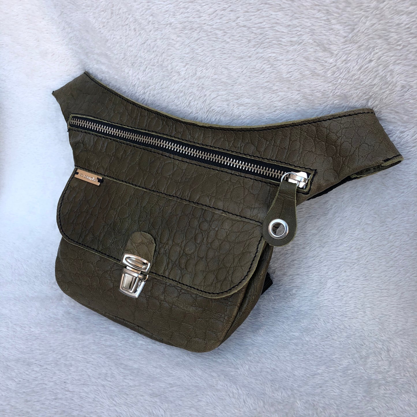 Mini Special Dark Green & Silver · Piel natural BioCuir® · Pieza Única Núm. 8342