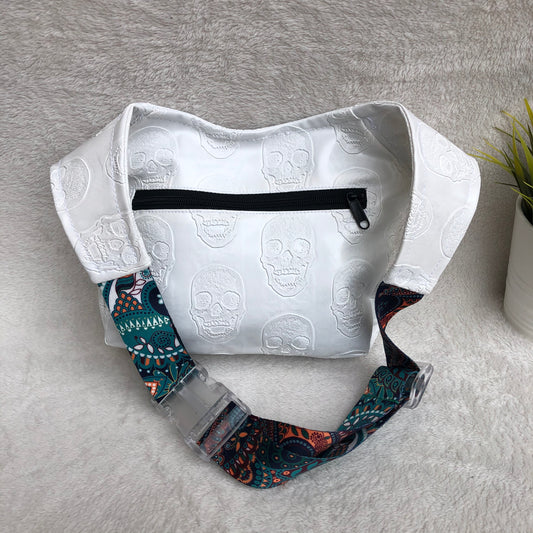 Special White Skulls + Back pocket · Vegan Leather. Unique Piece No. 8569