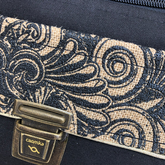 Special Black & Art Old Gold Unique Piece No. 8928