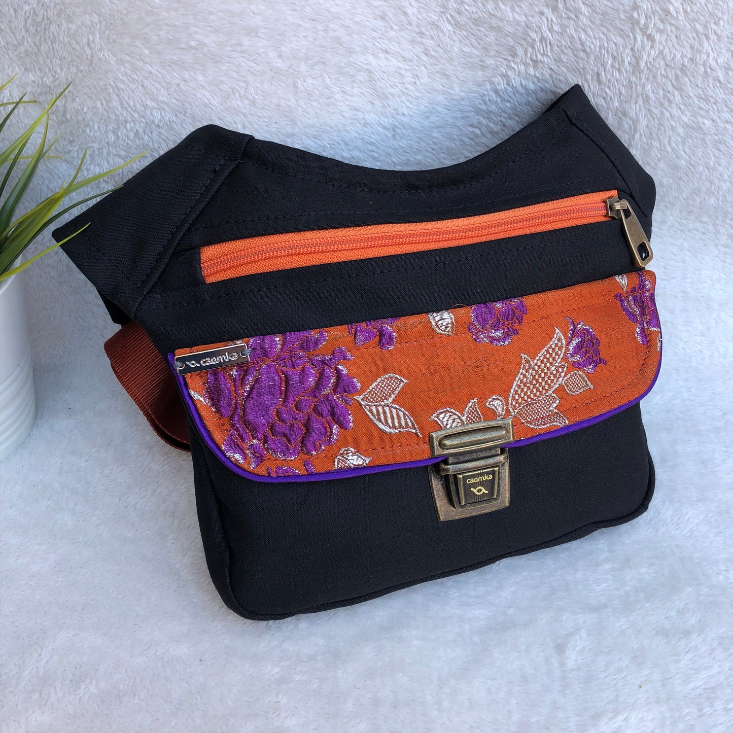 Special Elegant Top Class Unique Piece No. 8949