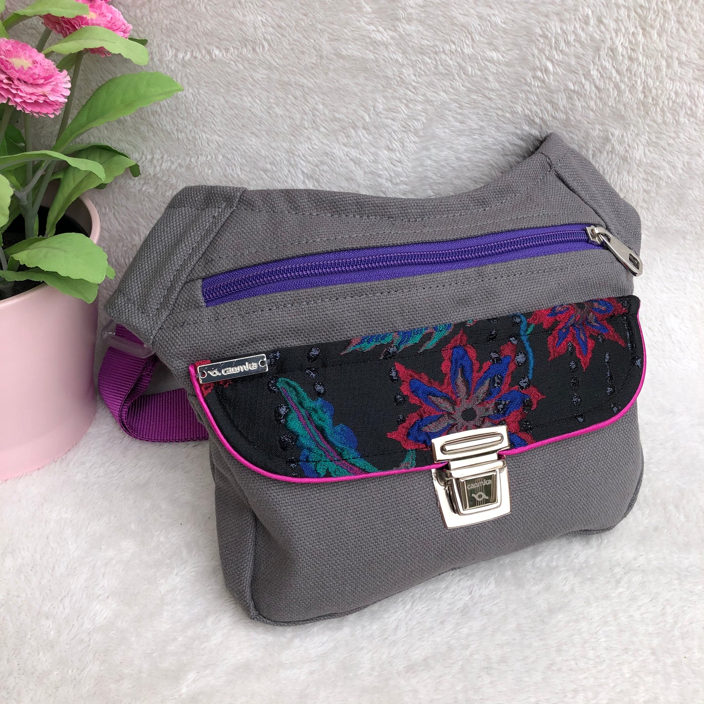 Special Gray & Silk Nature Unique Piece No. 9055