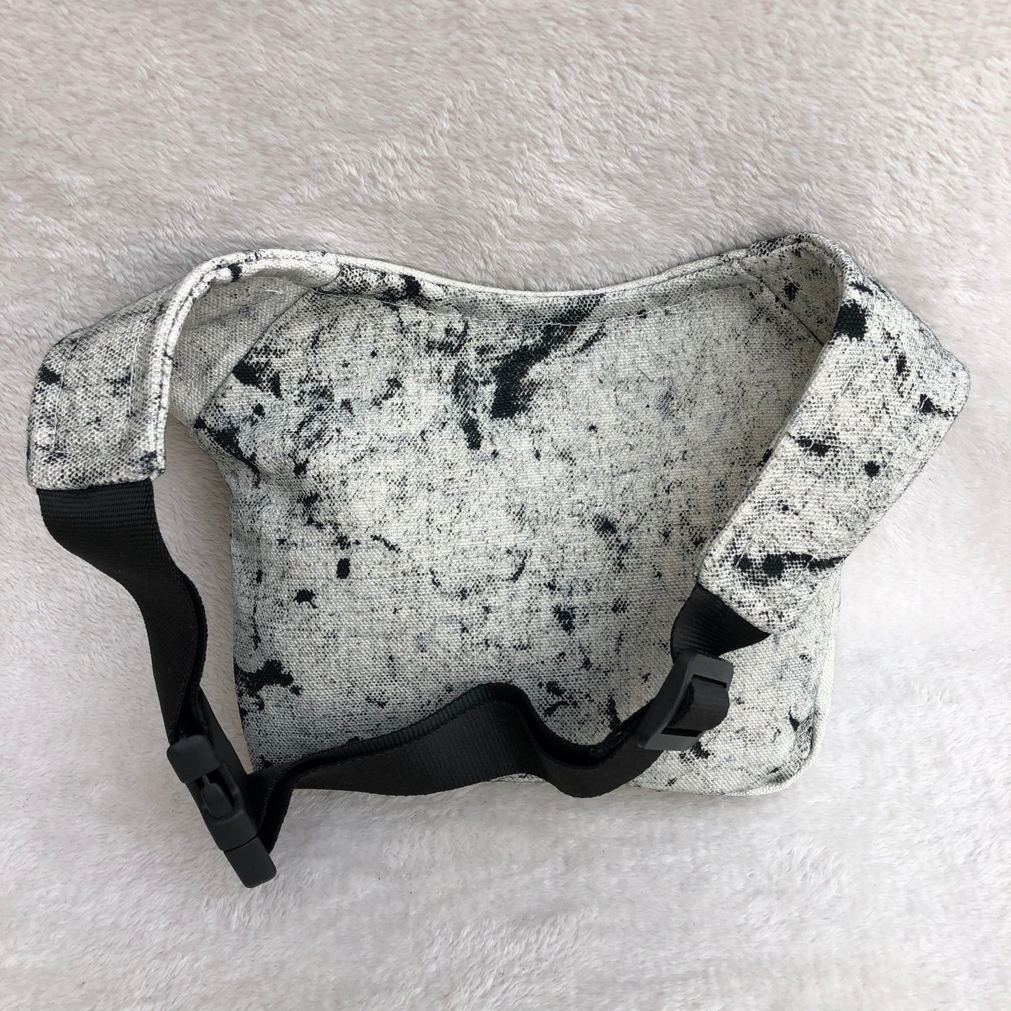 Special Broken White · Pieza Única Núm. 9052