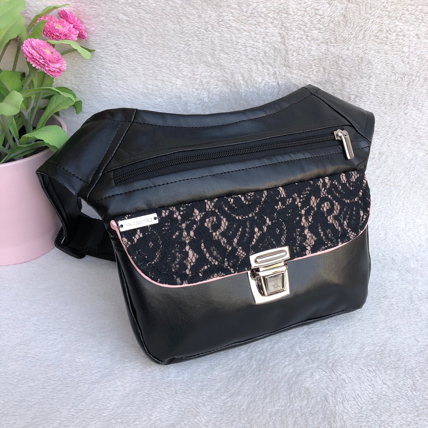 Special Elegant Black Top · Piel Vegana · Pieza Exclusiva Núm. 9099