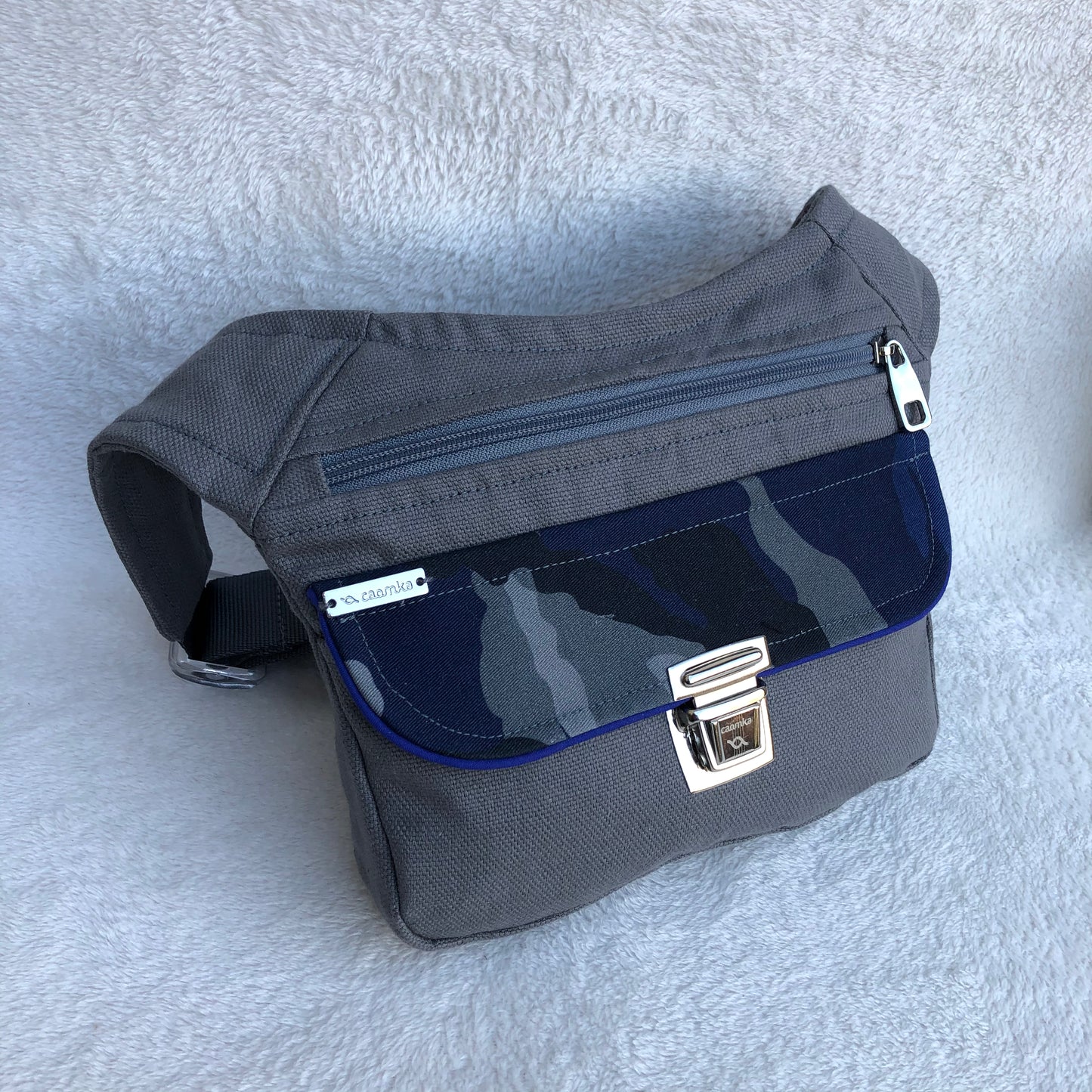 Special Gray & Camouflage · Pieza Única Núm. 9107