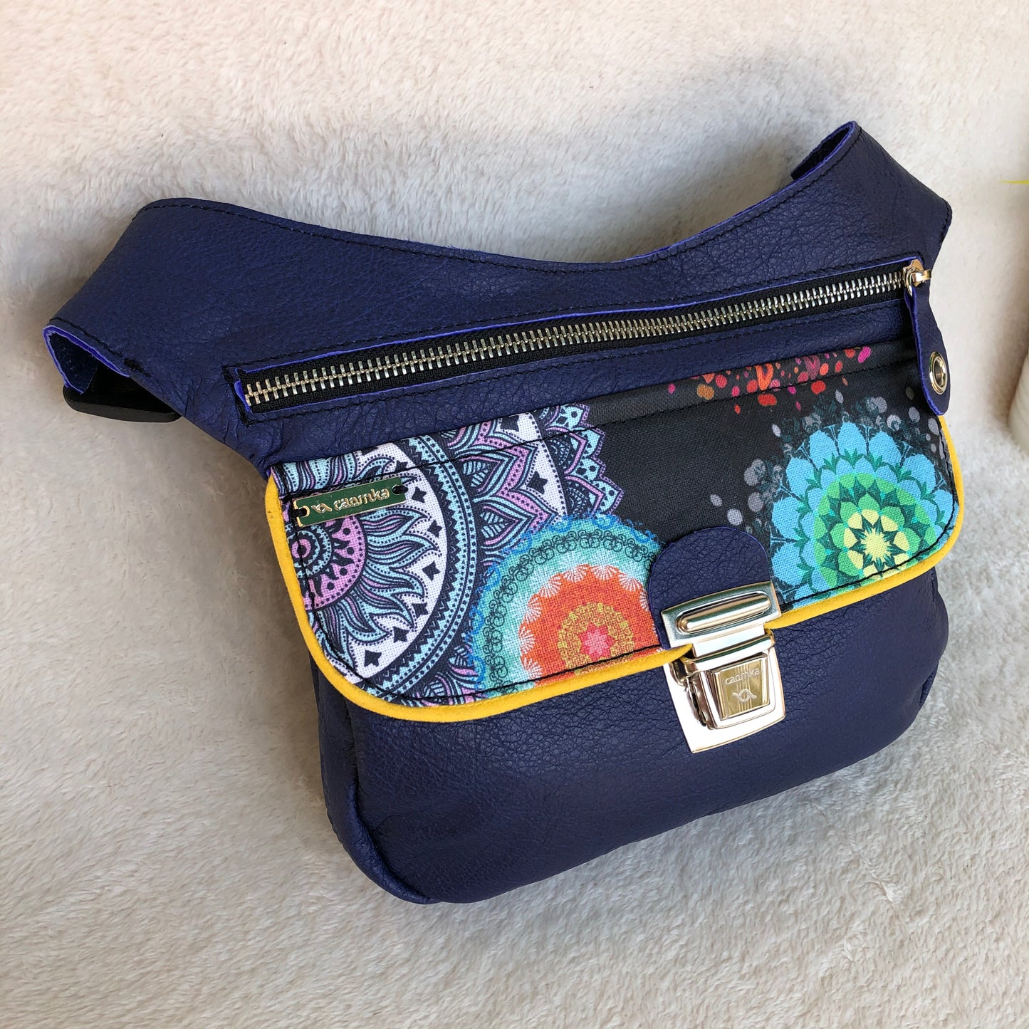 Summer Dark Blue & Mandalas · Piel natural BioCuir® · Pieza Única Núm. 9122