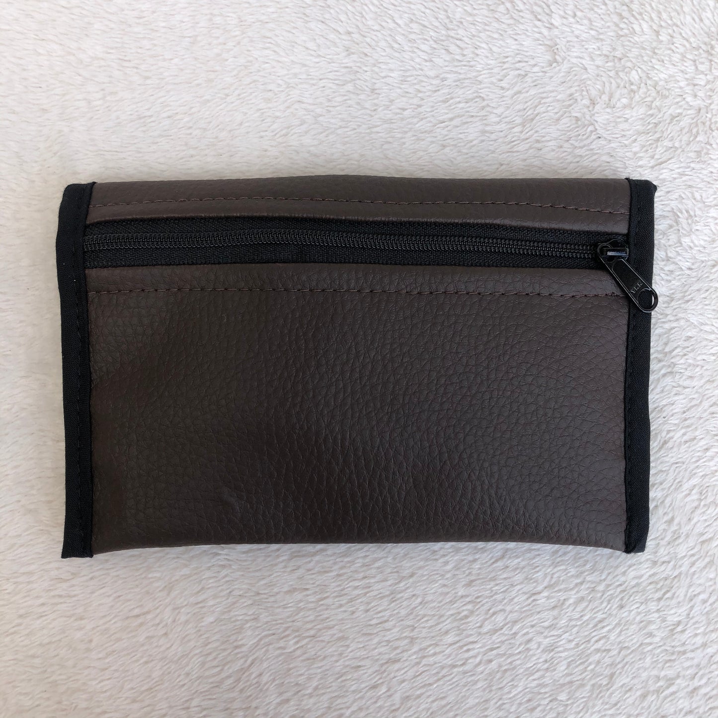 Monedero Plano CAOMKA · Pieza Única Núm. 9259