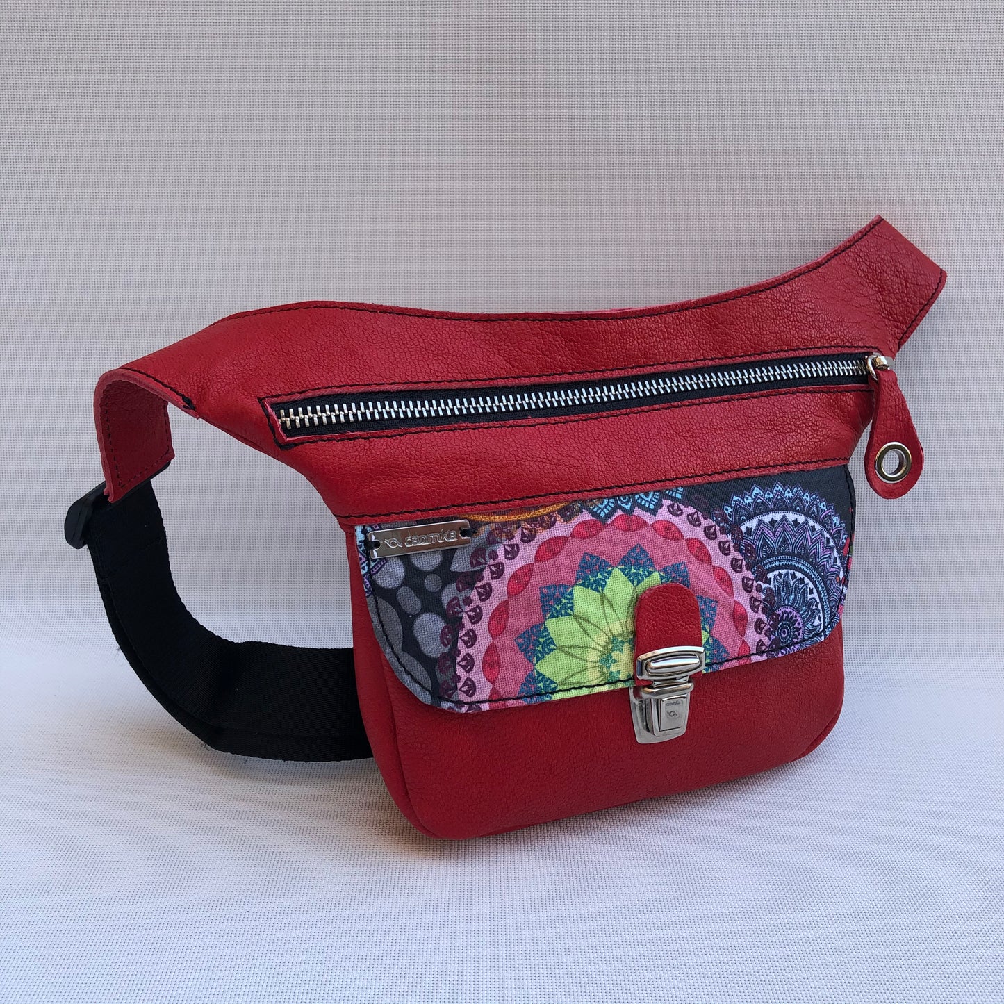 Mini Special Mandalas Red & Silver · Piel natural BioCuir® · Pieza Única Núm. 9594