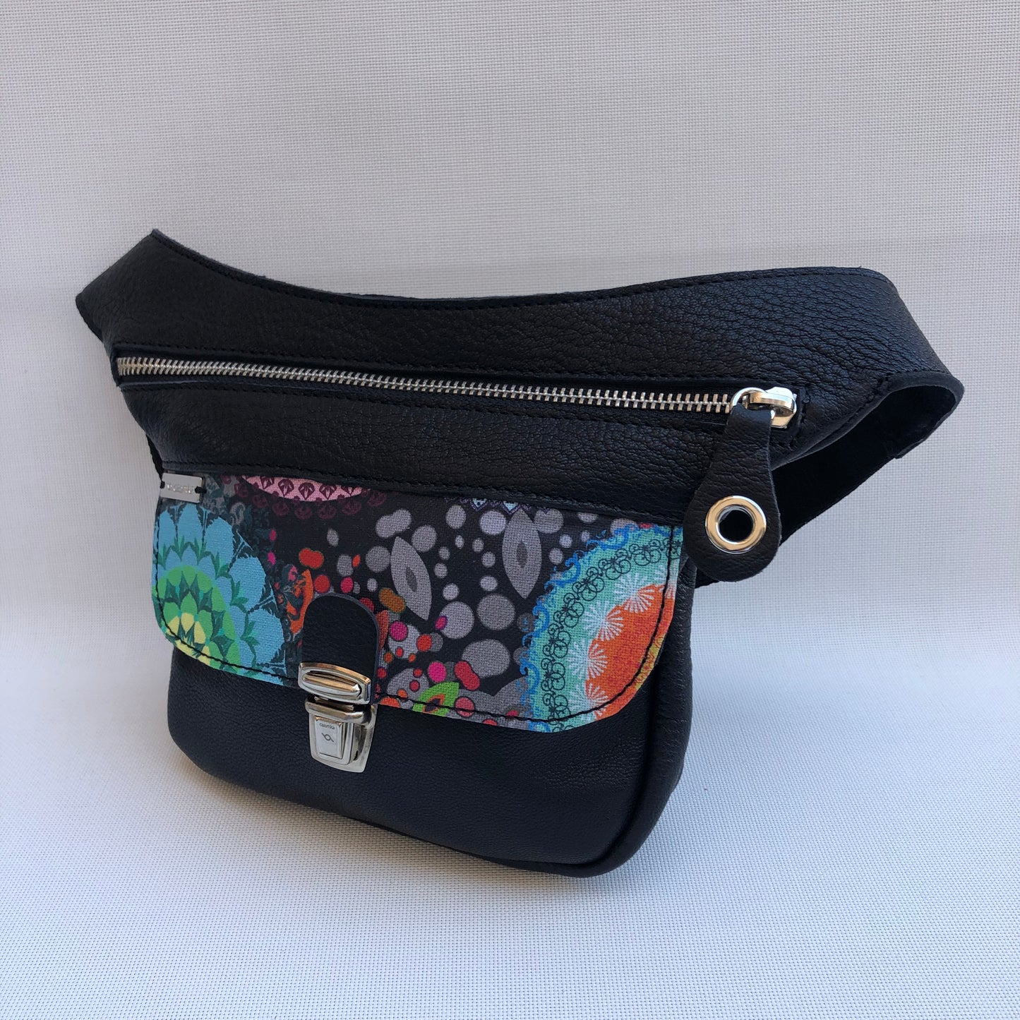 Mini Special Mandalas Black & Silver · BioCuir® natural leather · Unique Piece No. 9603