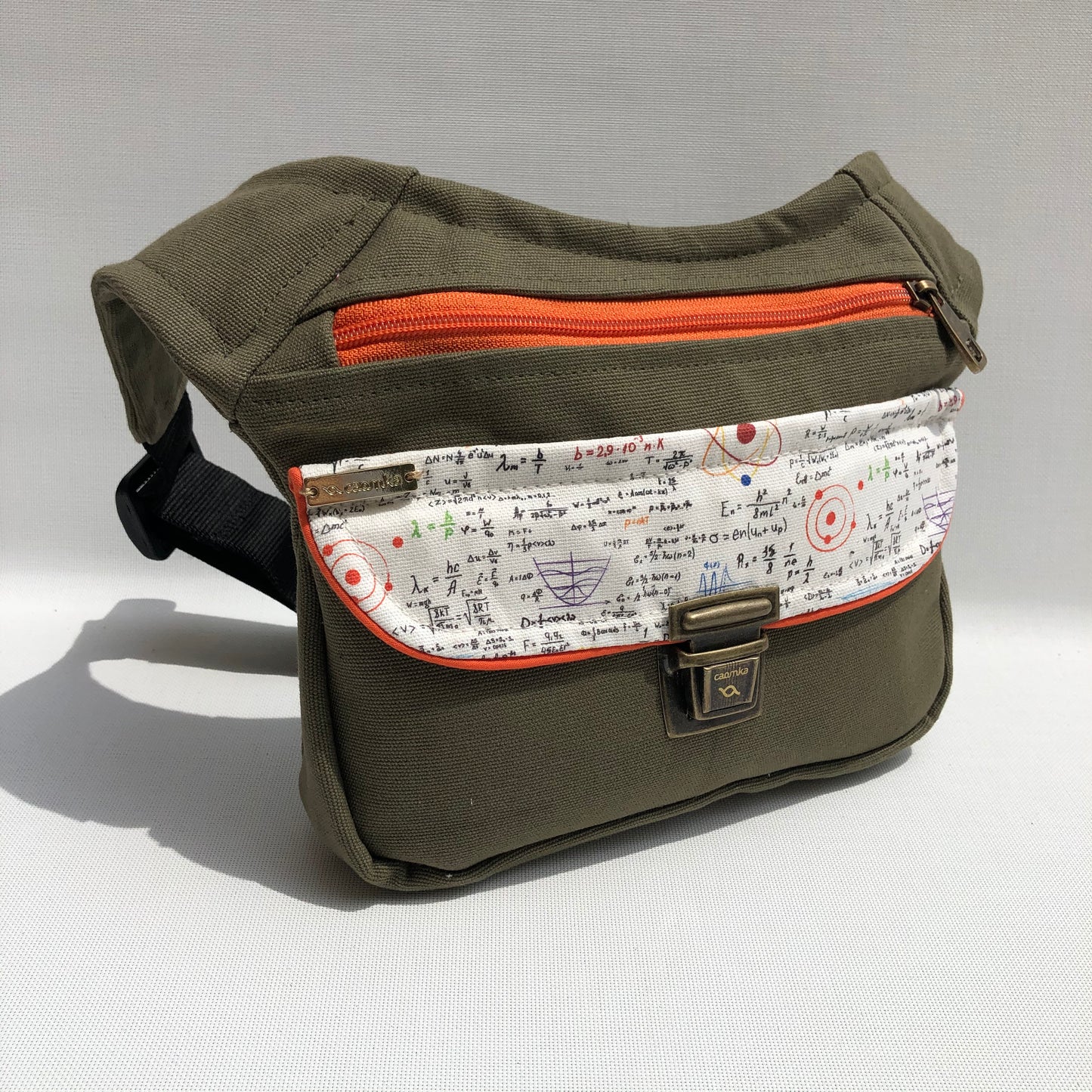 Special Einstein & Old Gold Unique Piece No. 9689