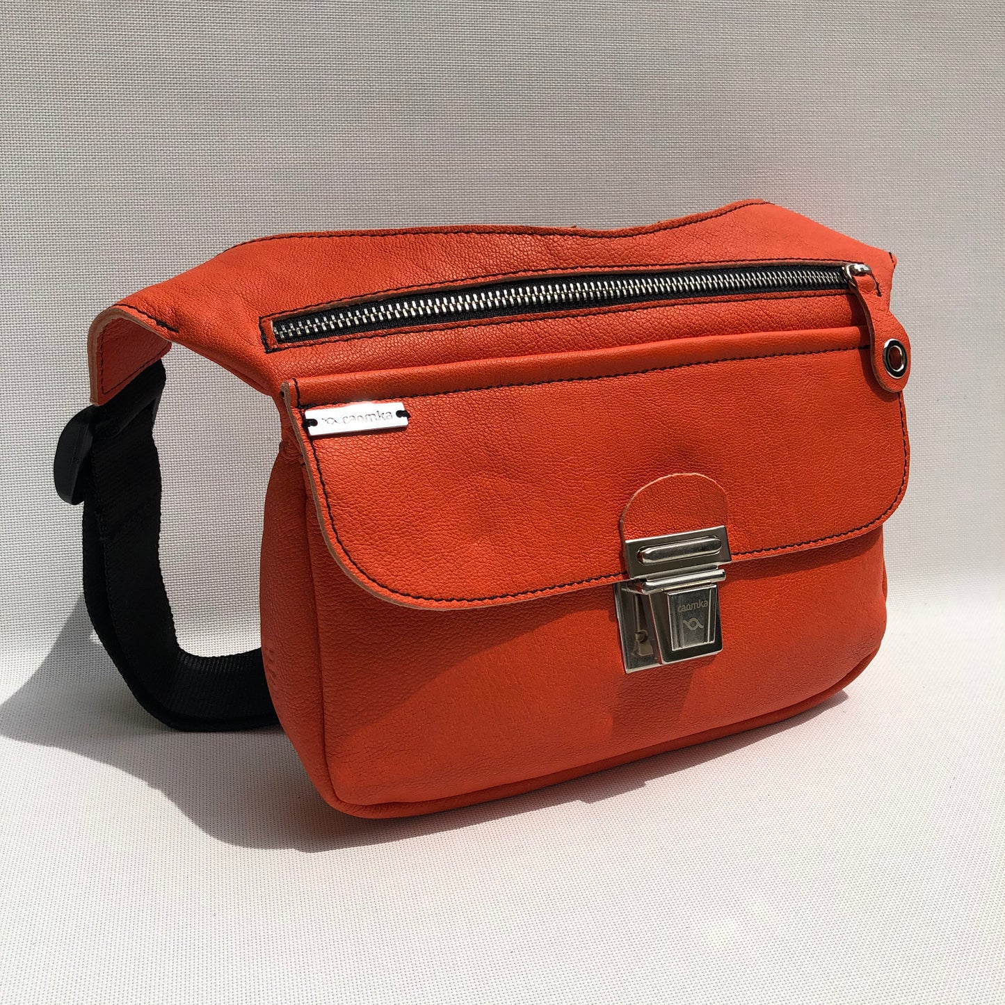 Classic Orange & Silver · Piel natural BioCuir® · Pieza Exclusiva Núm. 9695