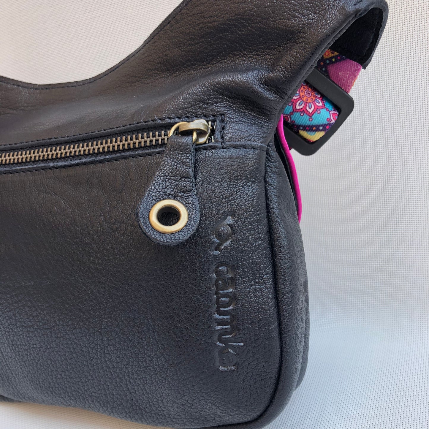 Summer Black & Mandalas · Piel natural BioCuir® · Pieza Única Núm. 9756