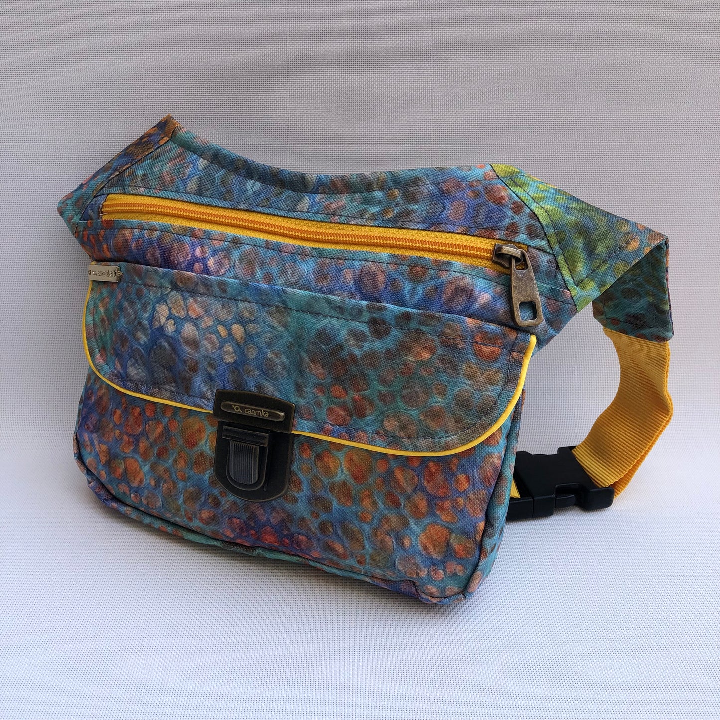 Special Color Stones · Waterproof · Unique Piece No. 10325