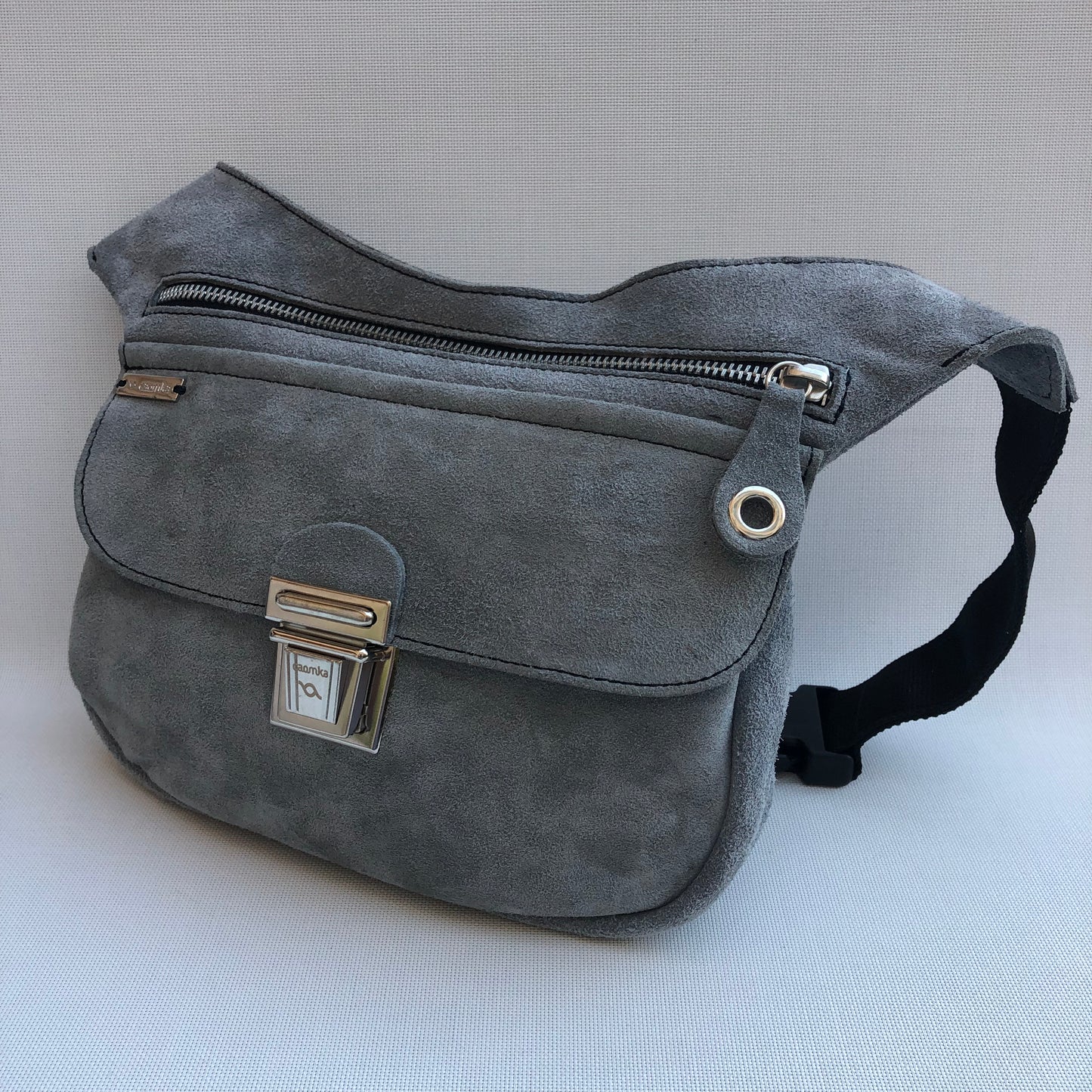 Special Suede "Twisted Skin" Gray · BioCuir® natural leather · Exclusive Piece No. 10382