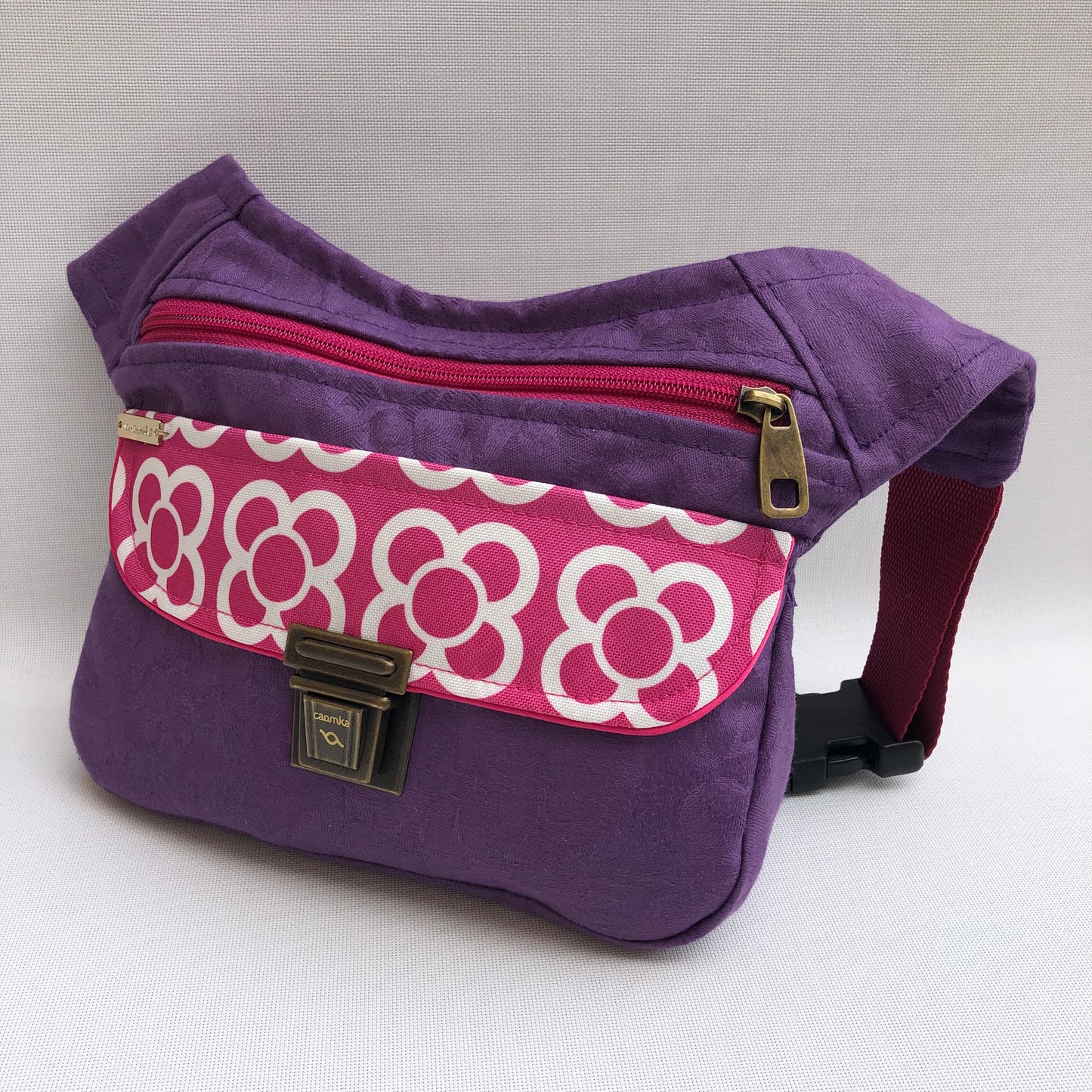 Special Purple Barcelona + Back pocket Unique Piece No. 10438