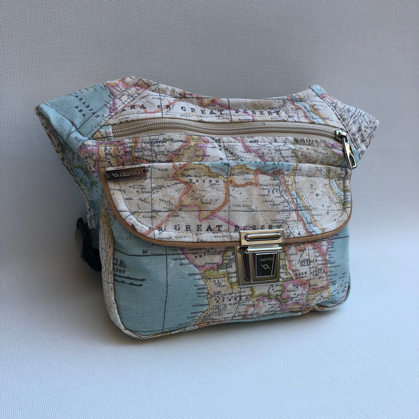 Besonderes Weltkarten-Unikat Nr. 10456