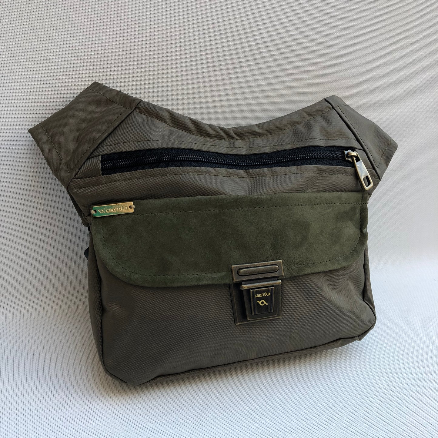 Special Green Waterproof + Back Pocket Unique Piece No. 10556