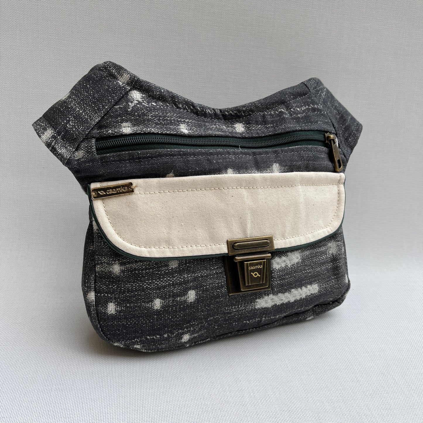 Special Gray Fantasy Unique Piece No. 10627