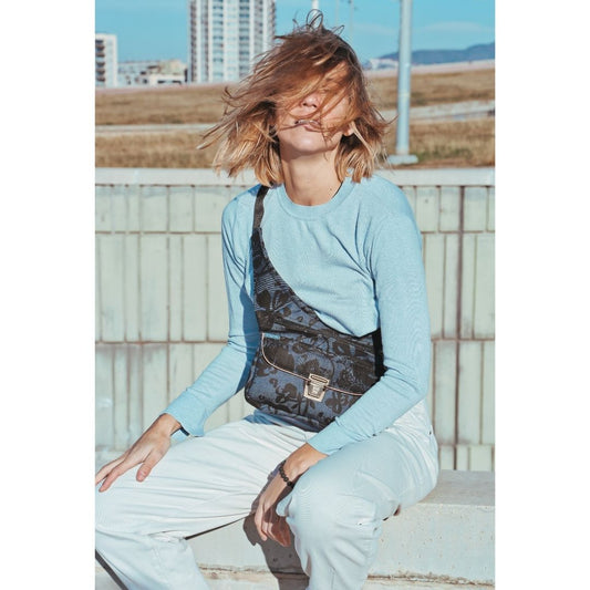 Special Jeans Flowers & Old Gold · Exclusive Piece No. 8541