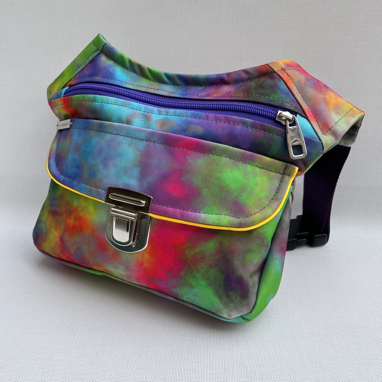 Special Fantasy Colors · Impermeable · Pieza Única Núm. 11515