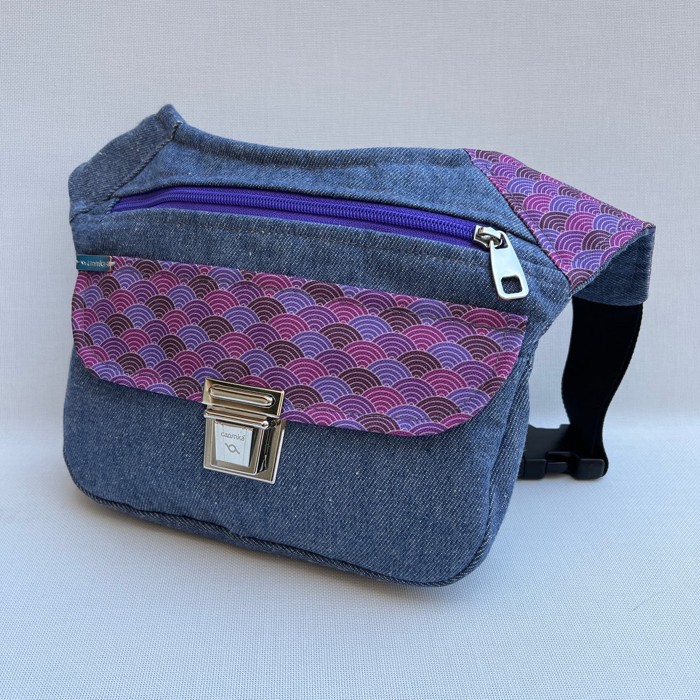 Special Jeans & Japanese Waves · Pieza Única Núm. 12089