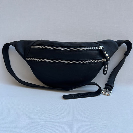 Retro Chic Black BioCuir® Natural Leather Exclusive Piece No. 10783