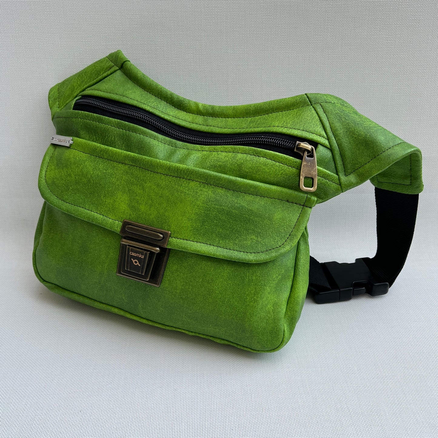 Top Green · Piel Vegana · Pieza Exclusiva Núm. 11323