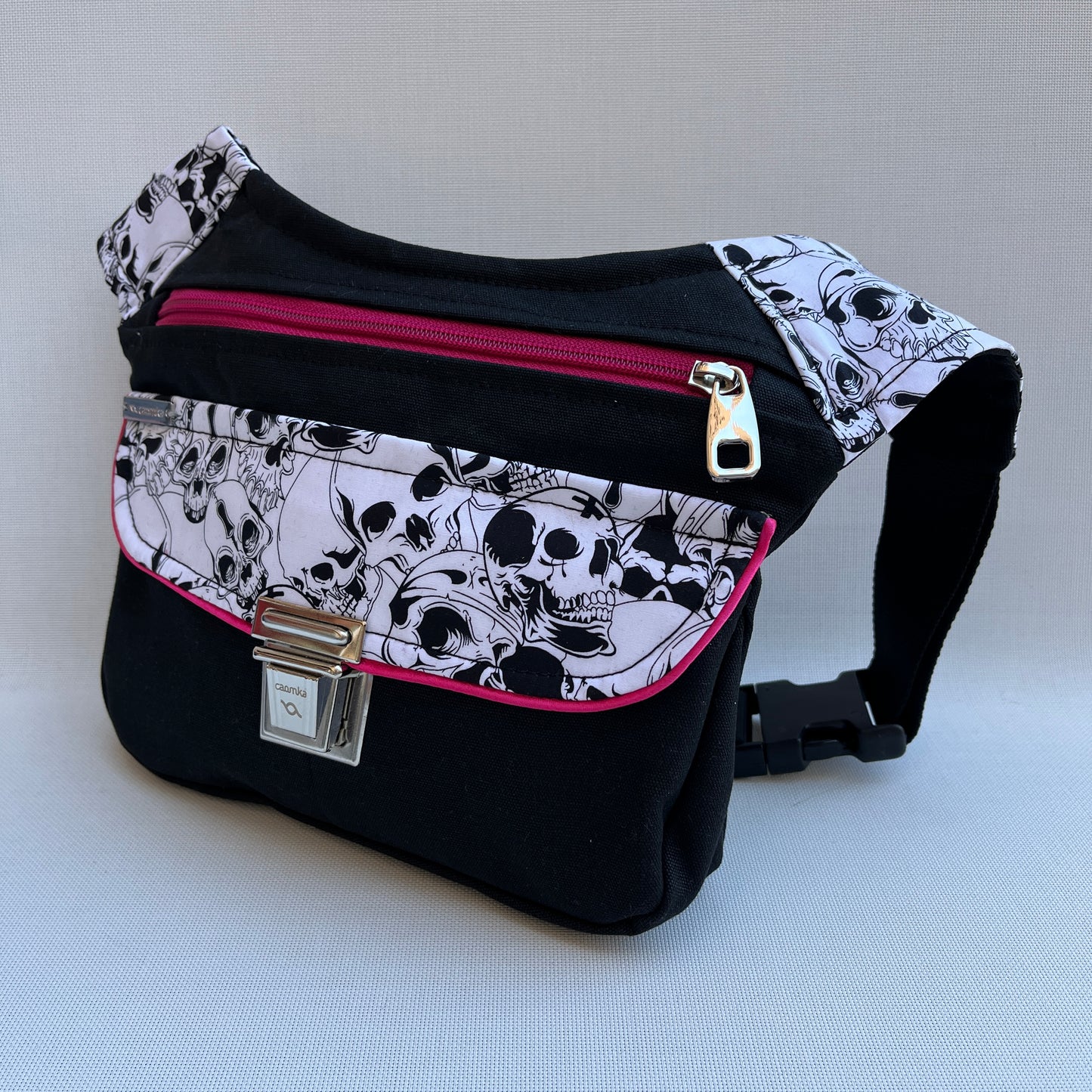 Special Black & Skulls Unique Piece No. 12136