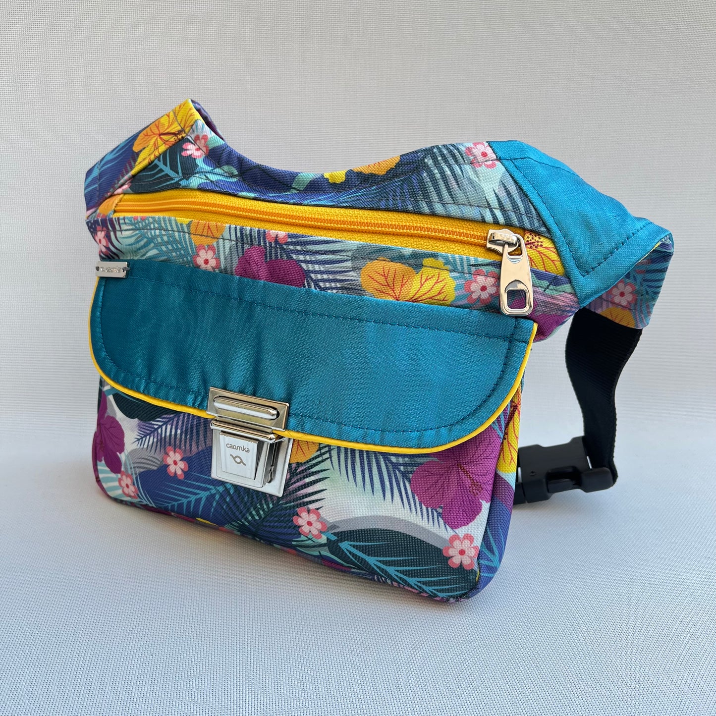 Special Nature · Impermeable · Pieza Única Núm. 10492