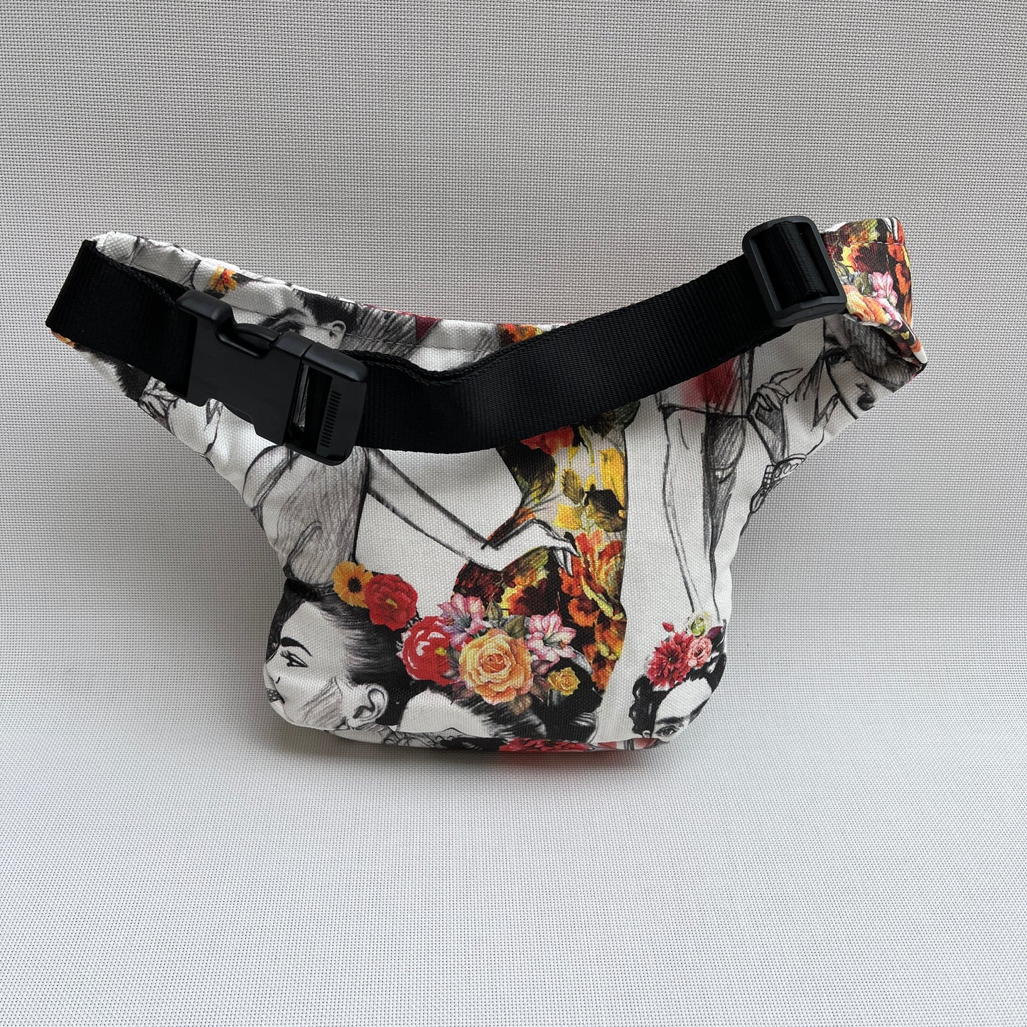 Kids · Girl/girl design: "Frida Kahlo" · Unique Piece No. 11313