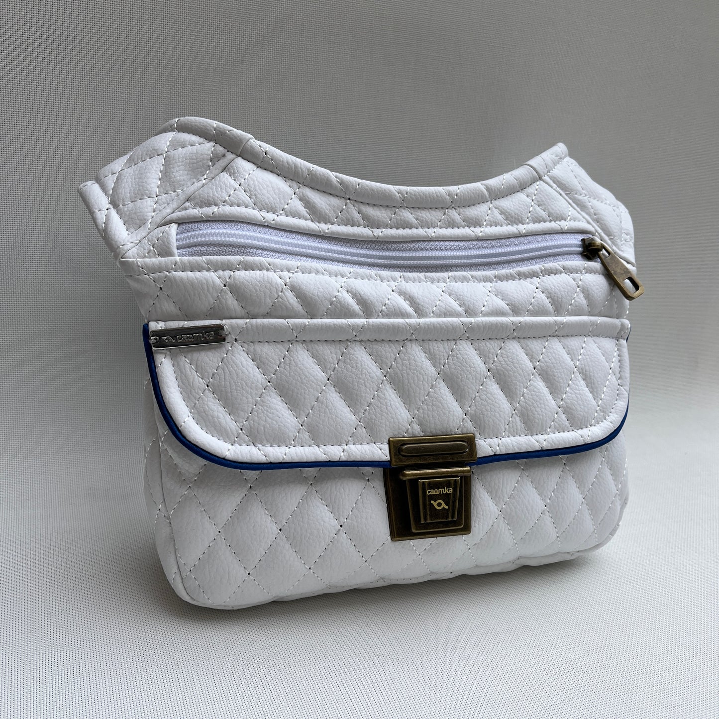 Special White Summer + Back pocket Unique Piece No. 11375