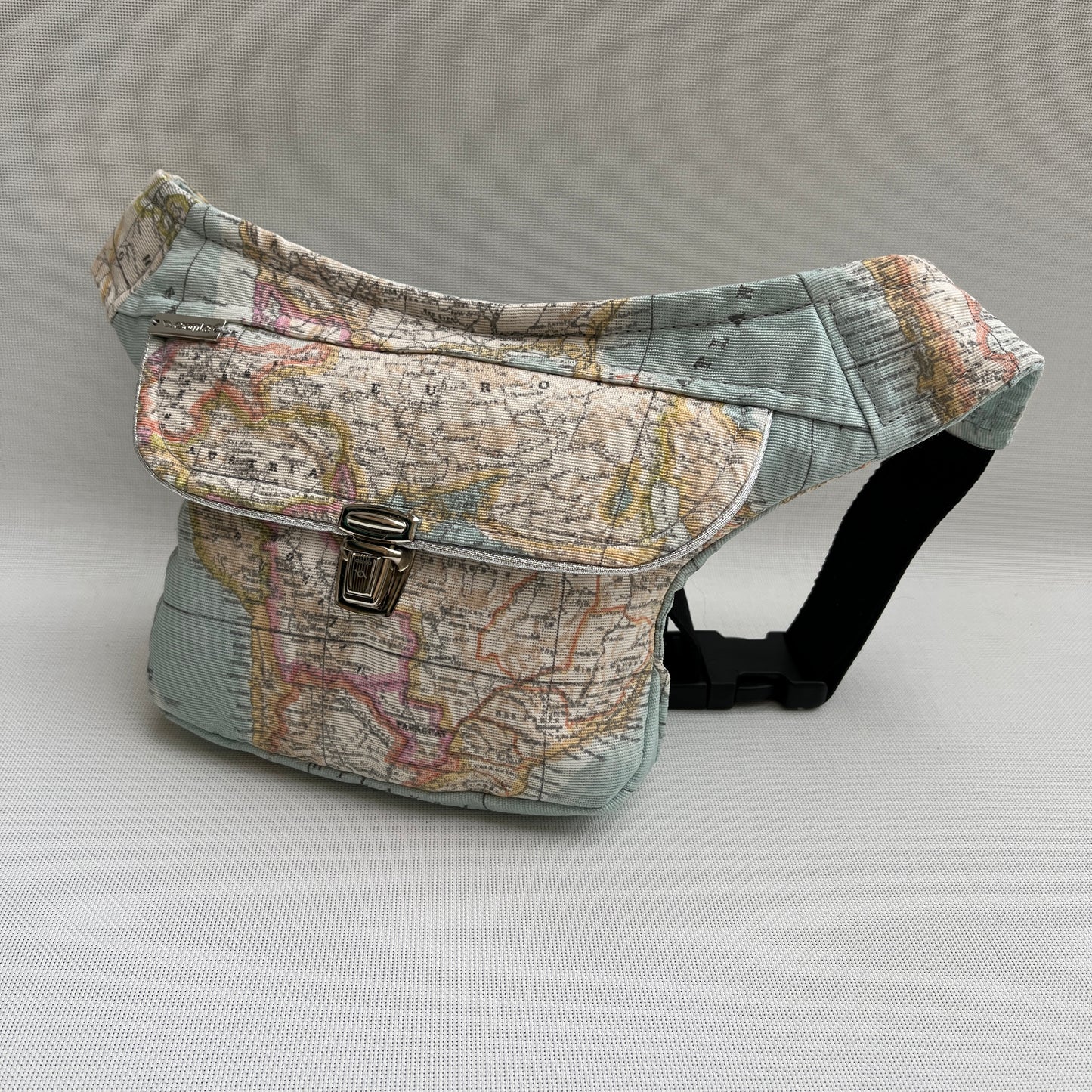 Mini World Map Unique Piece No. 11428