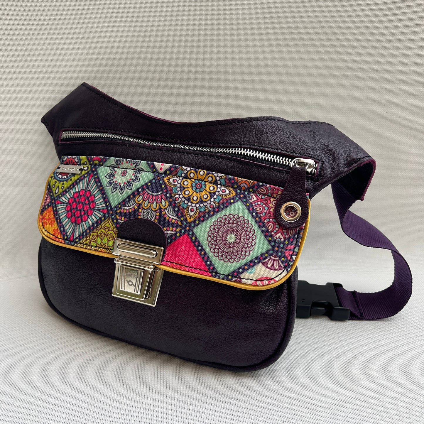 Special Dark Purple & Mandalas · Piel natural BioCuir® · Pieza Única Núm. 13227
