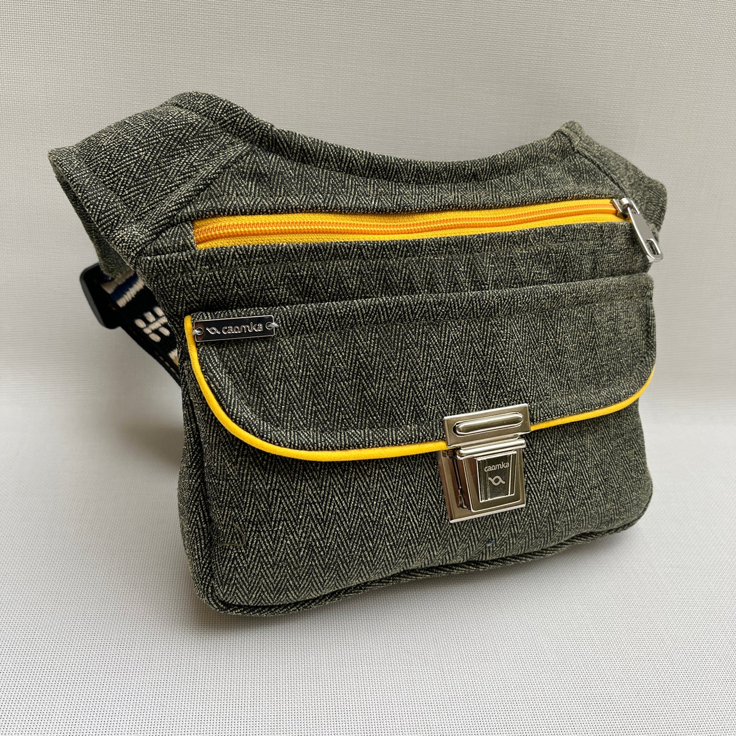 Unisex Green Etnical · Pieza Única Núm. 11412