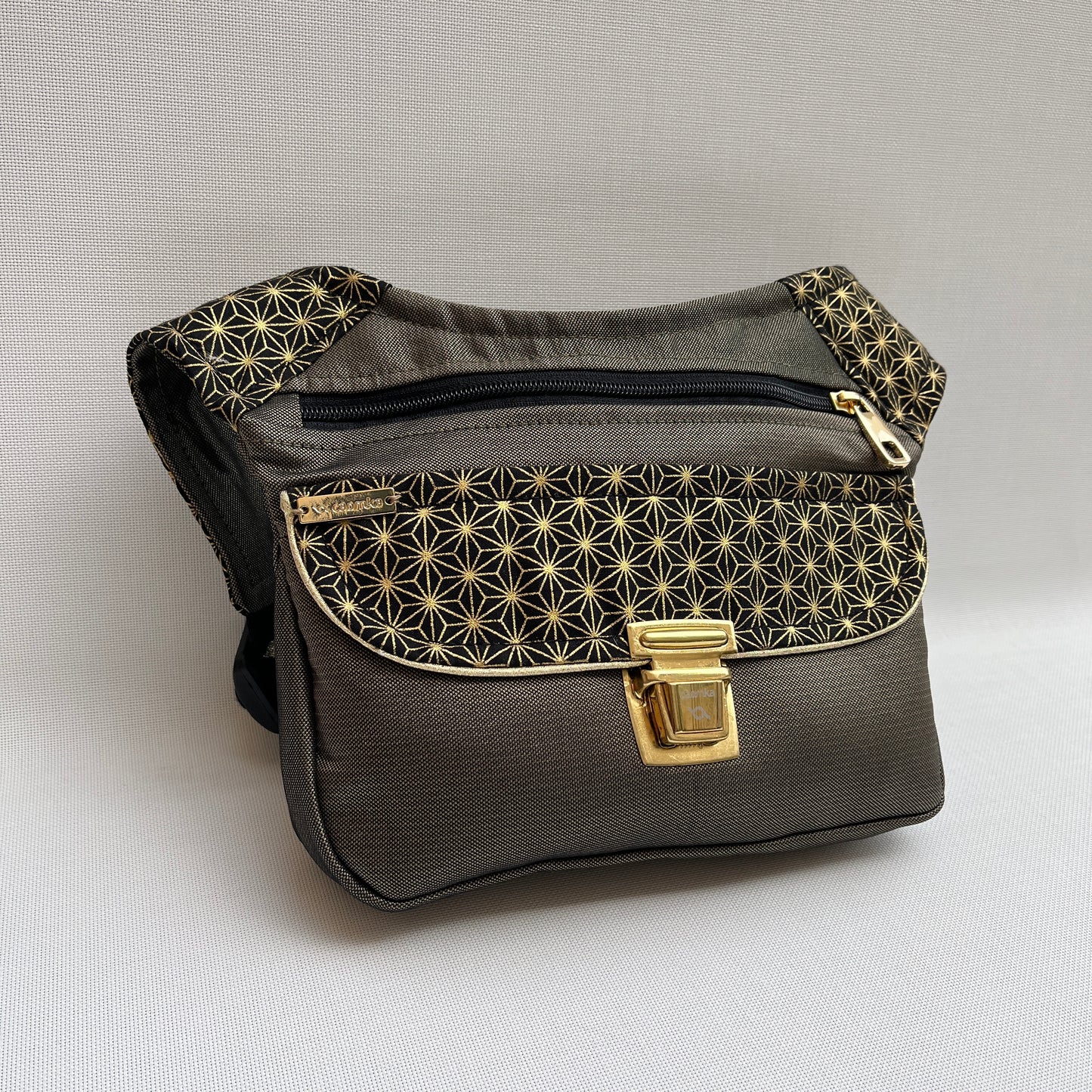 Special Geometric Golden Top Class · Pieza Única Núm. 11890