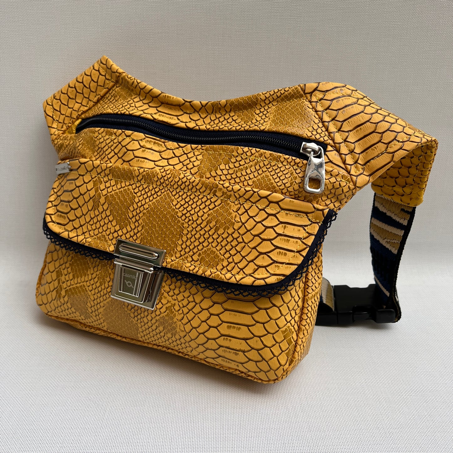 Special Yellow Snake + Back pocket Unique Piece No. 11677