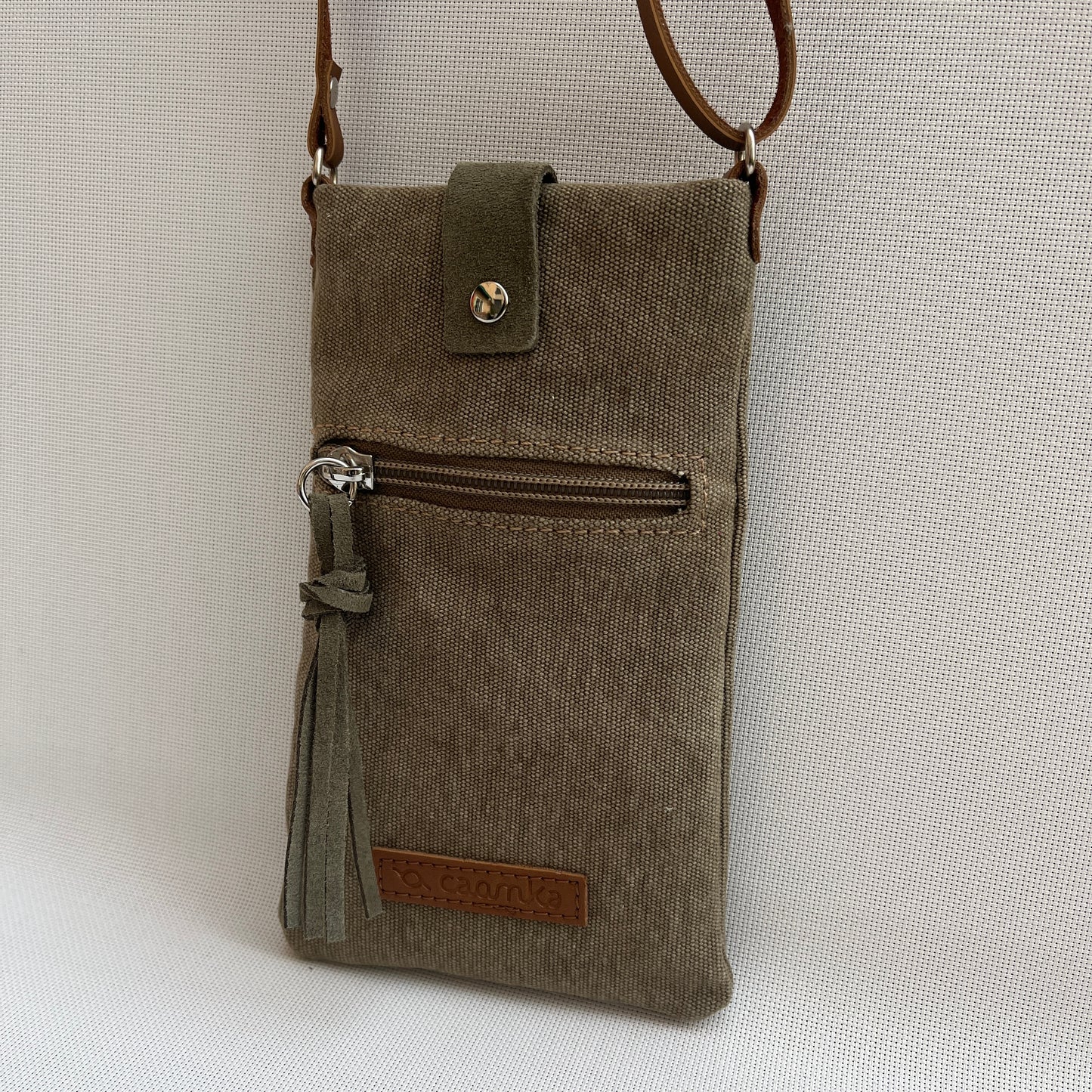 Mobile Holder · Natura Design · Hemp Natural Fabric · Green