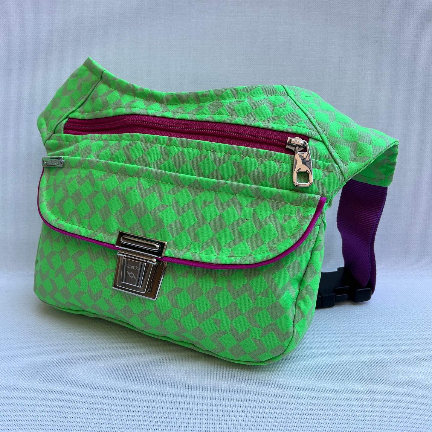 Special Green Top · Waterproof · Unique Piece No. 12422