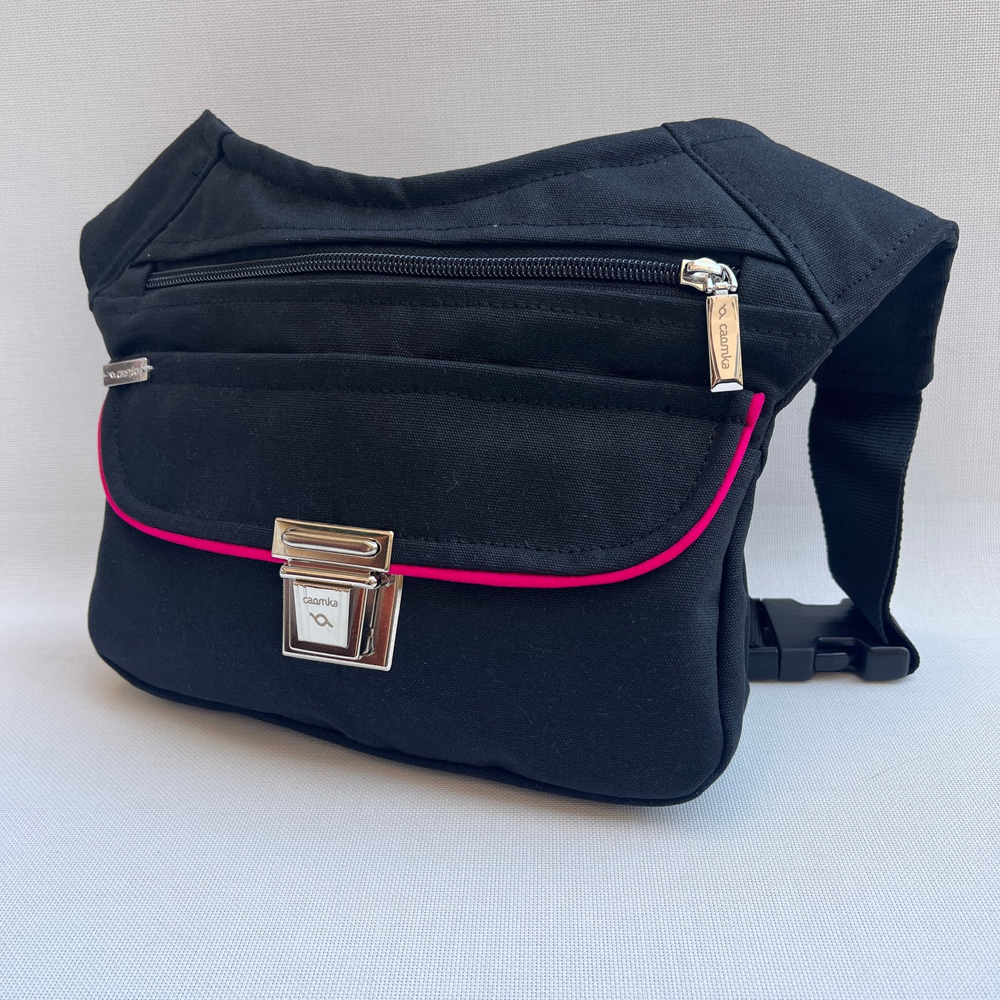 Special Contrast Black Unique Piece No. 13346