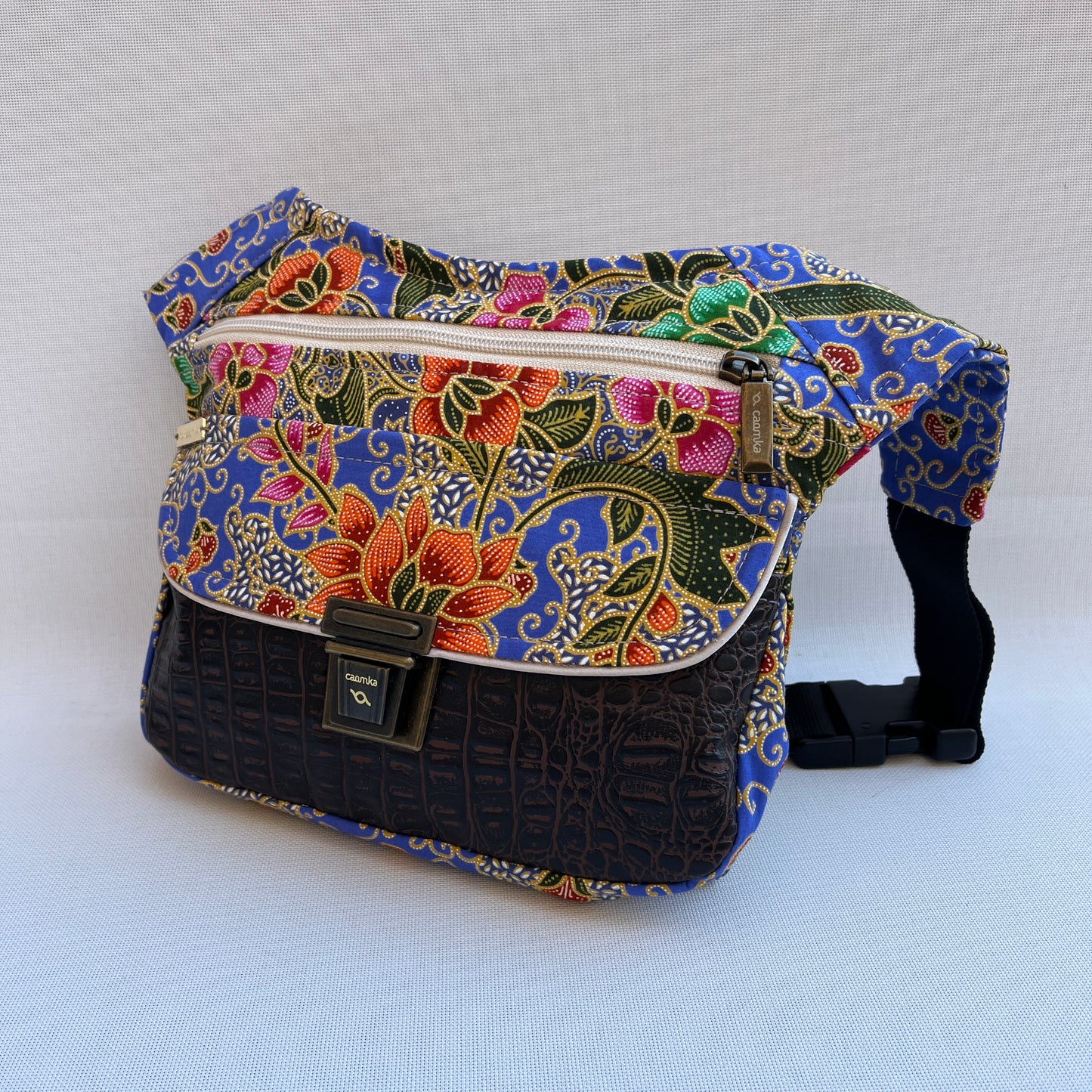 Besonders elegantes thailändisches Einzelstück Nr. 13257