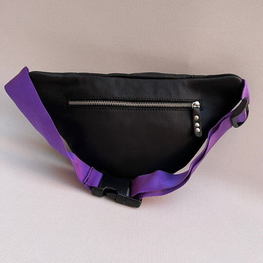 Retro Chic Special Black BioCuir® natural leather Unique Piece No. 10792