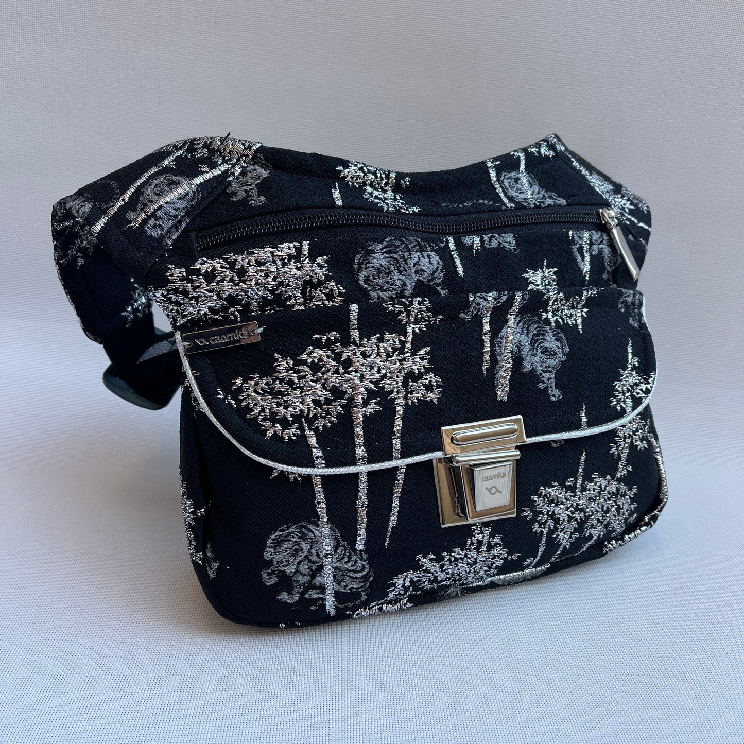 Special Bengal Tiger Black & Silver Exclusive Piece No. 13279