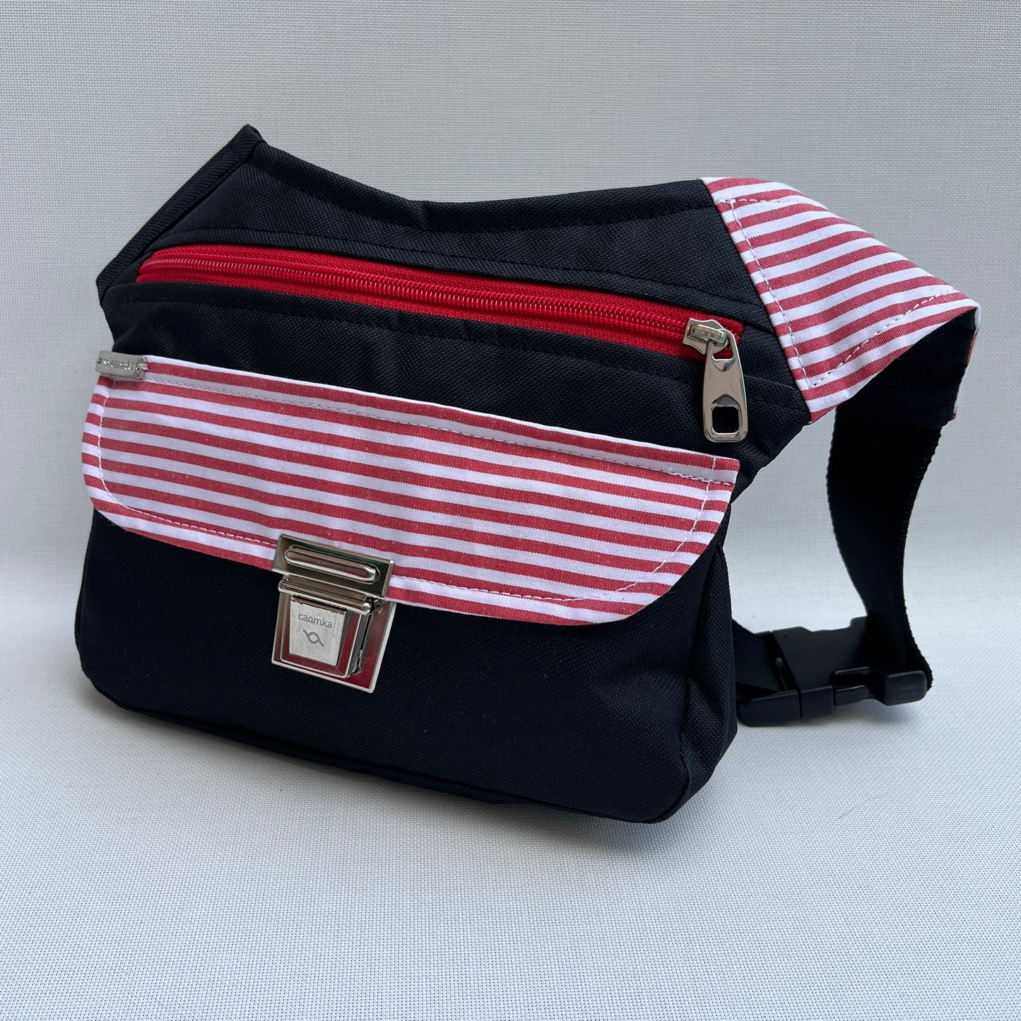 Special Black "Cordura" & Lines · Impermeable · Pieza Única Núm. 12587