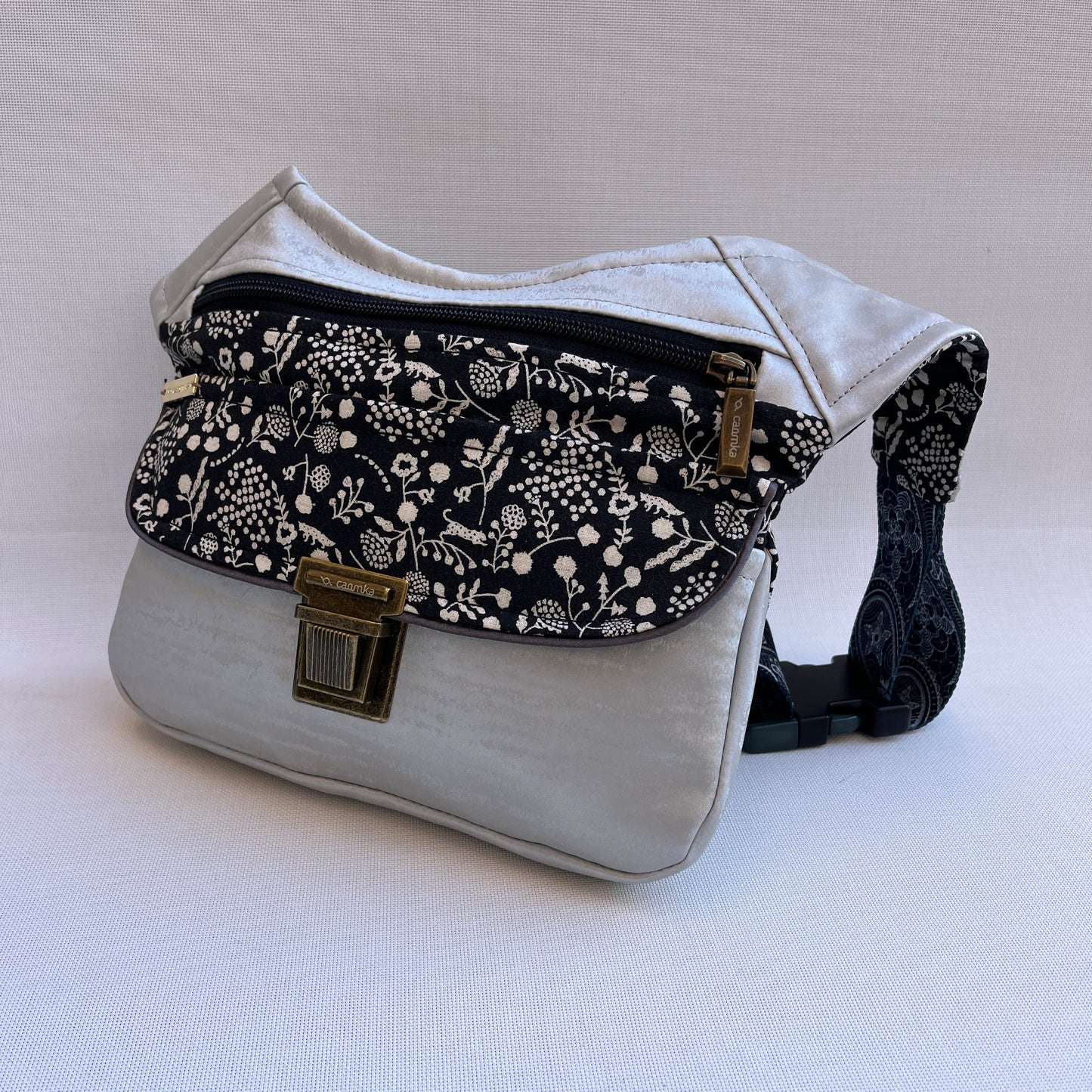 Special Pearl Gray Vegan Leatherette Unique Piece No. 13324