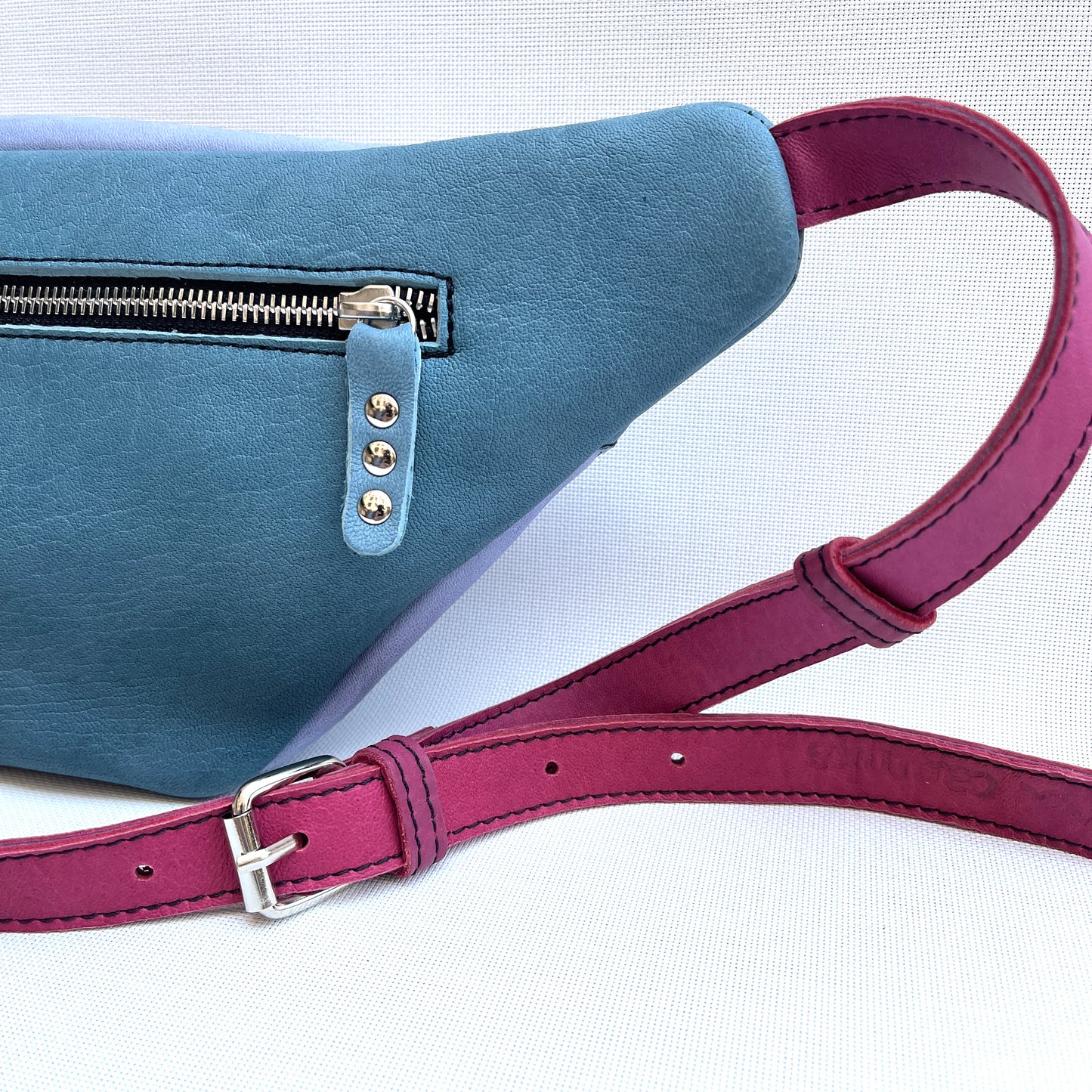Retro Chic Light Lilac, Bordeaux and Cowboy Blue BioCuir® natural leather Exclusive Piece No. 11675